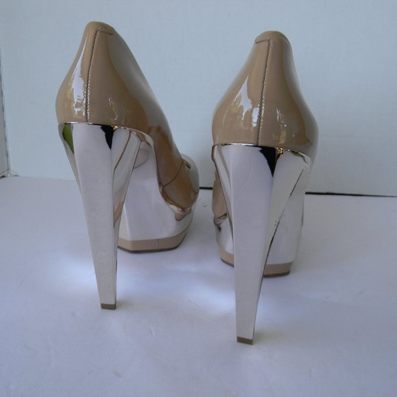 Brian Atwood PATENT Leather Leonida TAN/METALLIC PLATFORM HIGH HEELS SZ 8/38.5 - Picture 2 of 8